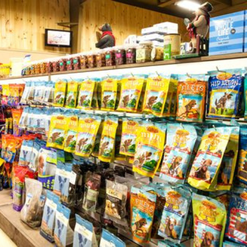 Pet supplies inside of Thomaston Healthy Pet 